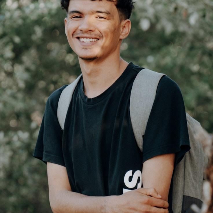 Portrait of Alex Moreno, community mentor and Italian cuisine specialist